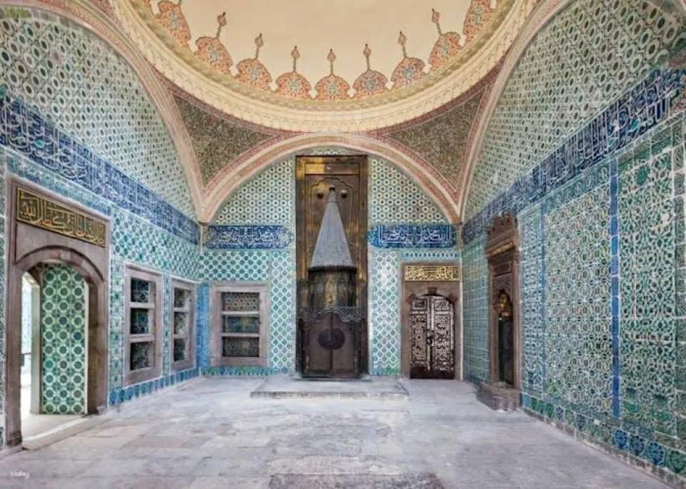 Topkapi Palace and Galata Tower Skip-the-Line Ticket