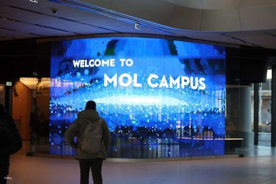 MOL Campus's SkyDeck entrance ticket and AR app