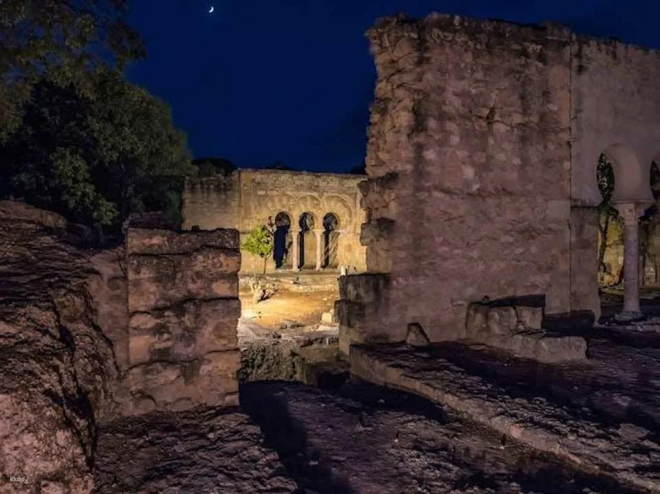 Medina Azahara guided tour at night