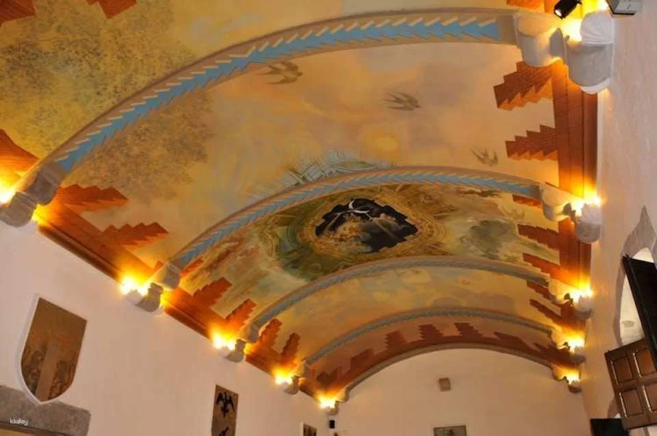 Gala Dalí Castle entrance ticket and guided visit