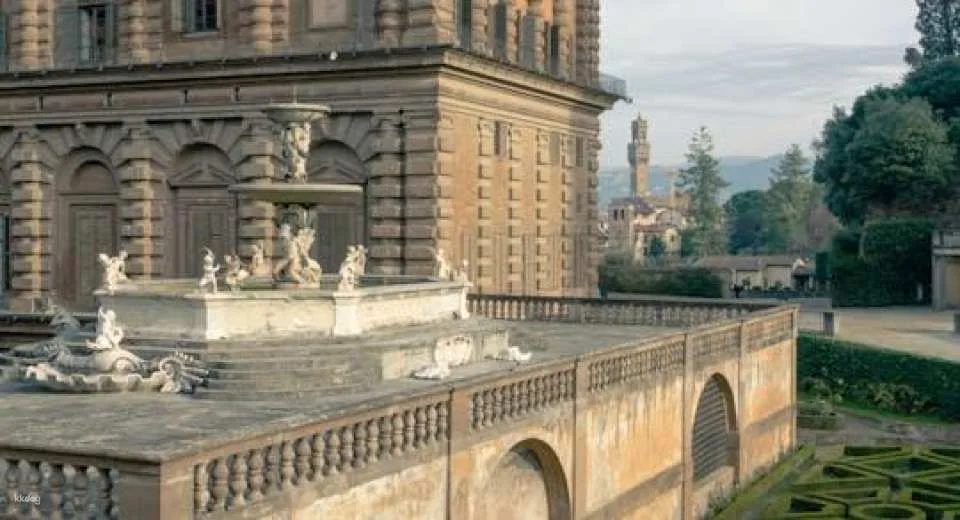 Pitti Palace entrance ticket with eBook