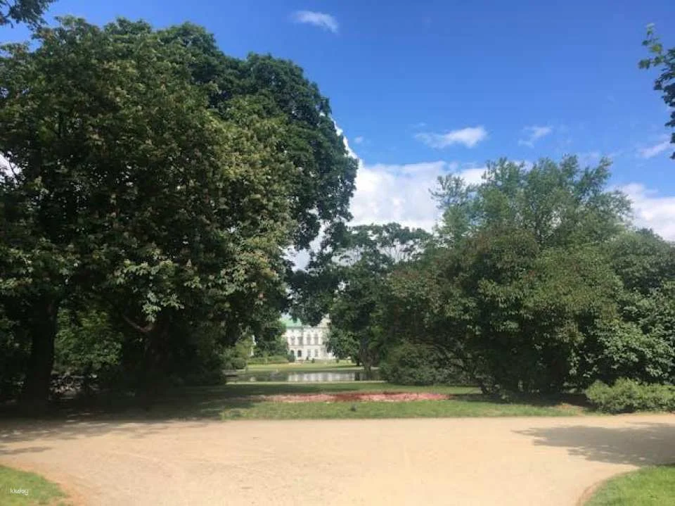 Warsaw Muranów District exploration game and tour