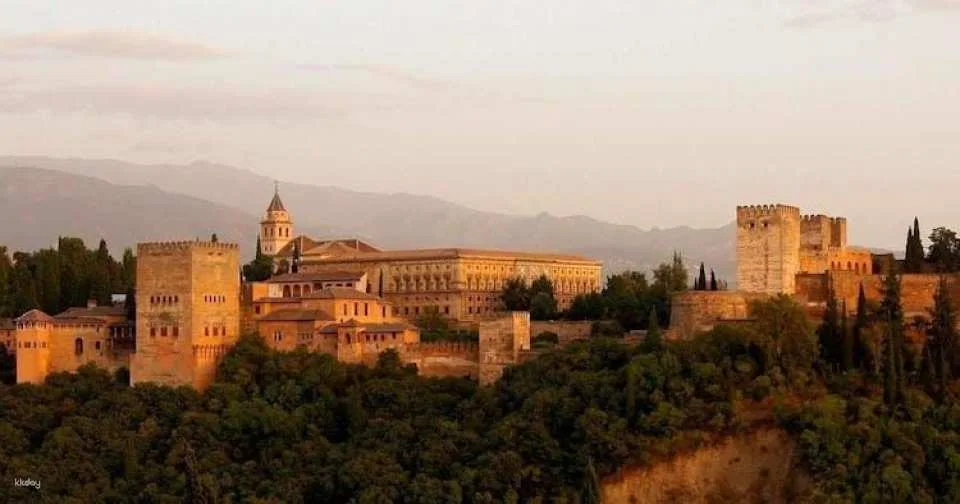 Alhambra tickets and audio guided tour