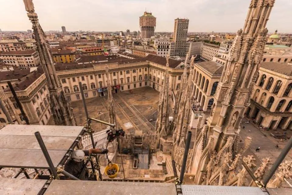 Milan Cathedral Rooftop skip-the-line tour