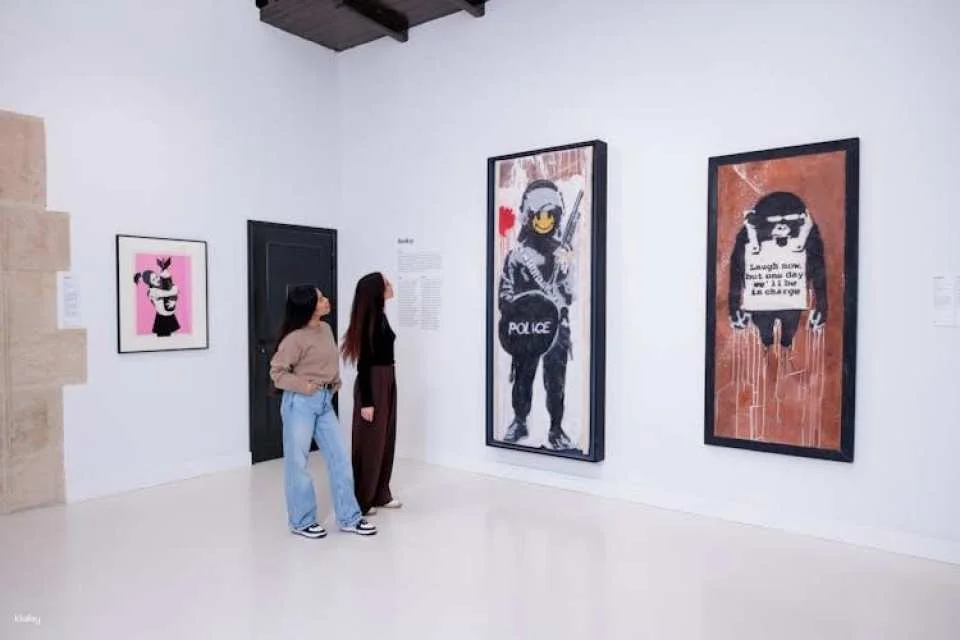 Moco Museum skip-the-line tickets and guided tour