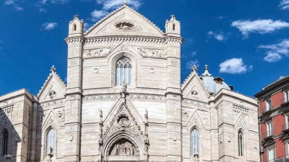 Naples audio guide with TravelMate app