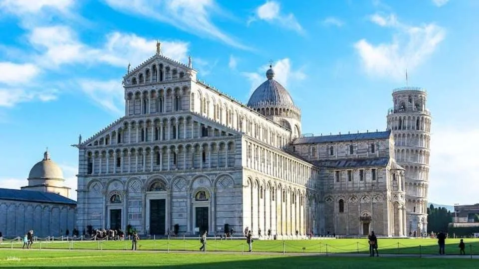 Pisa audio guide with TravelMate app