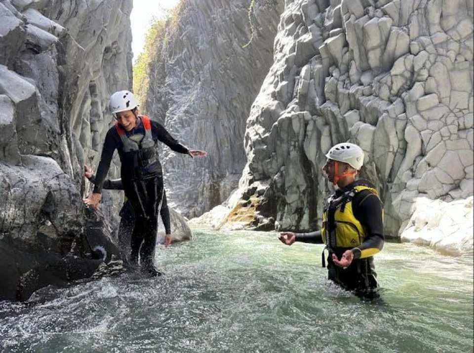 Body rafting along Alcantara River