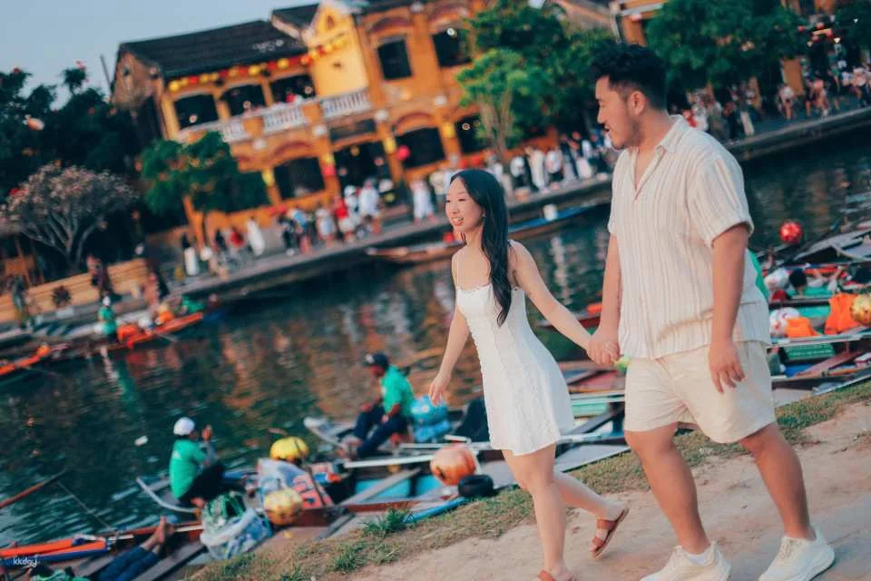 1-Hour Hoi An Ancient Town Photo Shoot & Video Reel Experience