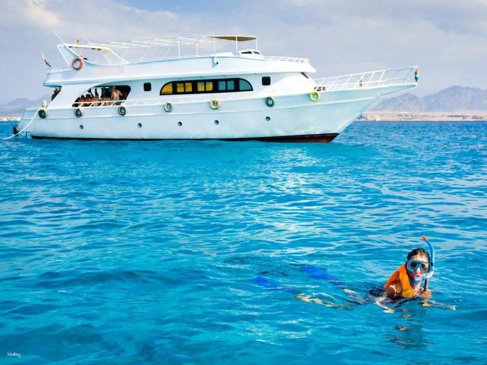 Giftun Island Hurghada Boat Trip with Snorkeling Day