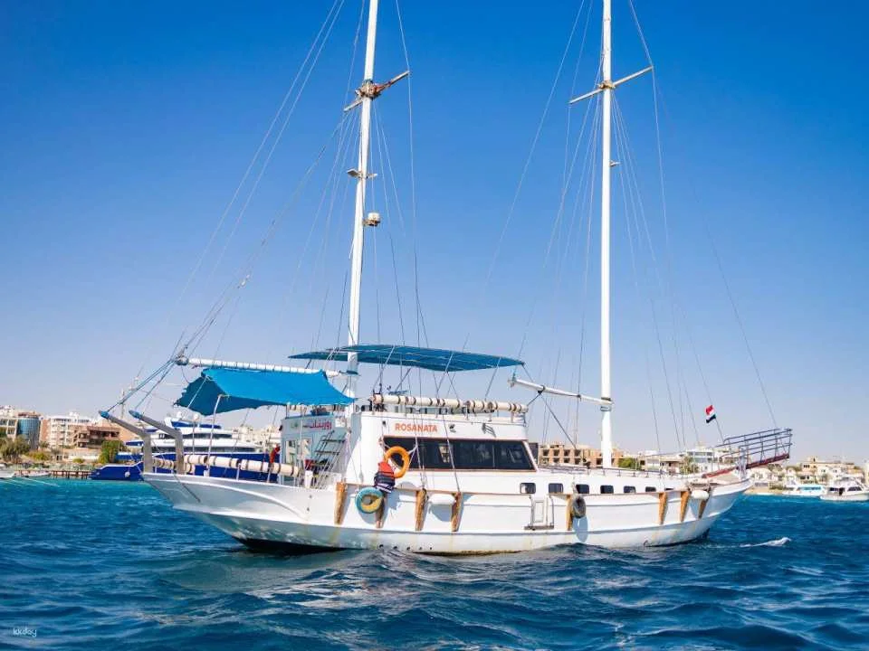 Giftun Island Hurghada Boat Trip with Snorkeling Day