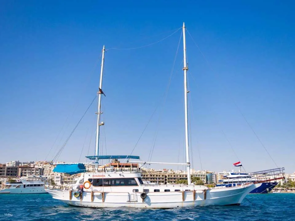 Giftun Island Hurghada Boat Trip with Snorkeling Day