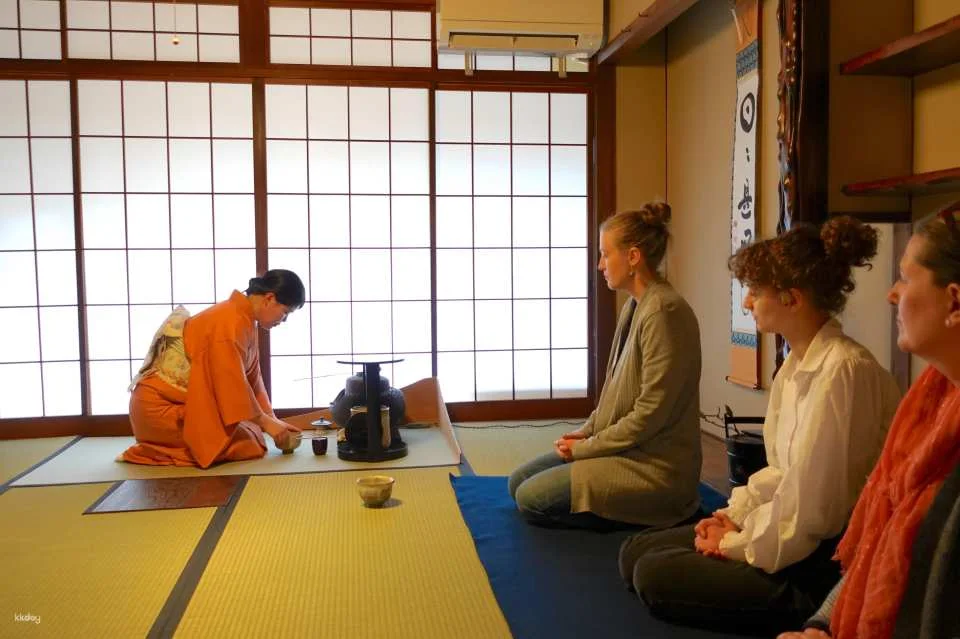 Kyoto Ami Kyoto Japanese Culture Experience: Tea Ceremony Experience