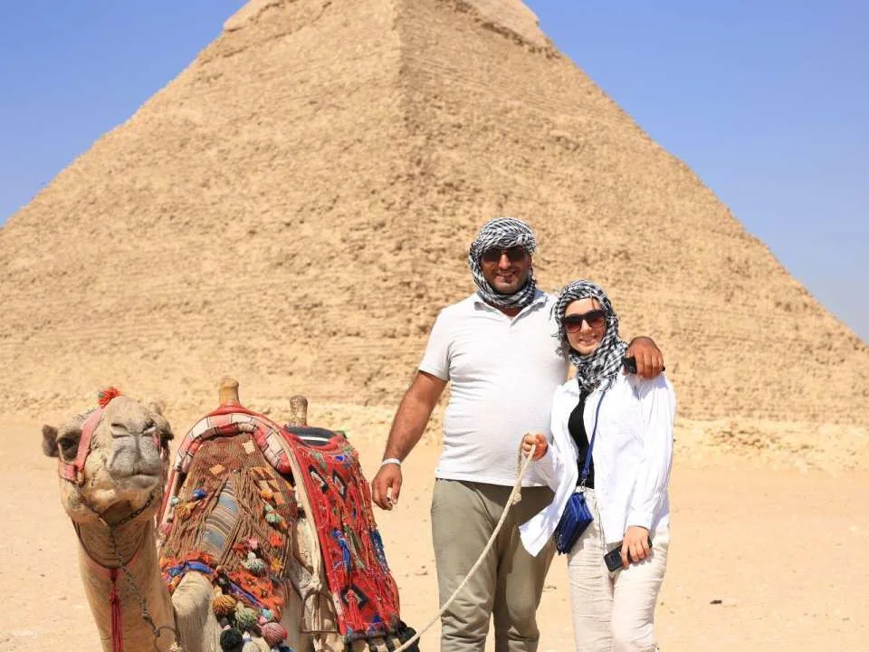 Private Sharm El Sheikh to Cairo Day Trip to Pyramids & Museum
