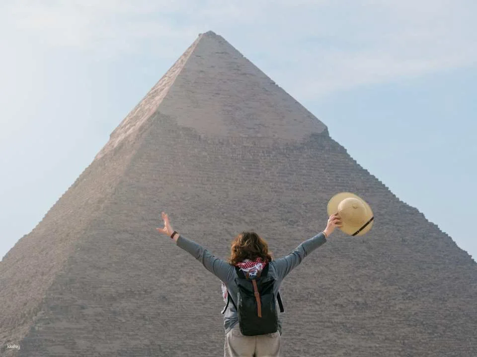 Cairo To Sharm El Sheikh Bus Trip for Museum & Pyramids Tour