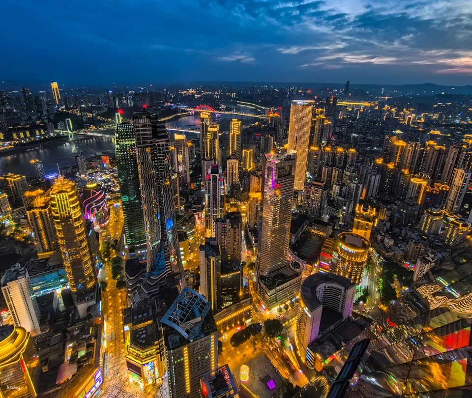 Chongqing WFC Viewing Platform offers panoramic views of Hongyadong's magical nightscape. Various packages are available, including sightseeing, makeup and photography services.