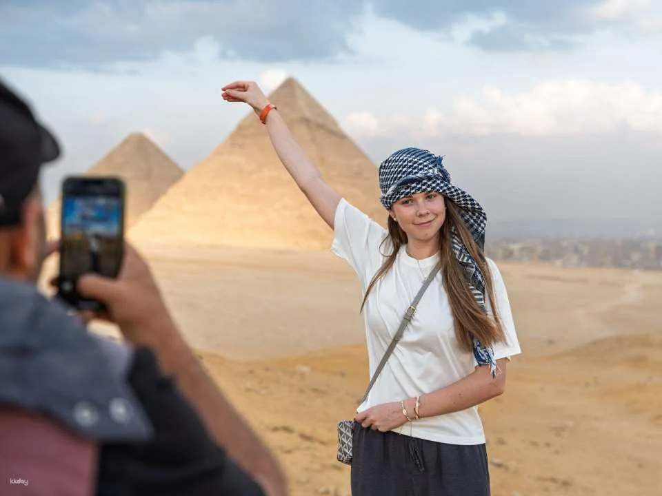 Full-Day Giza Pyramids Tour With Cairo Tower Panorama Visit