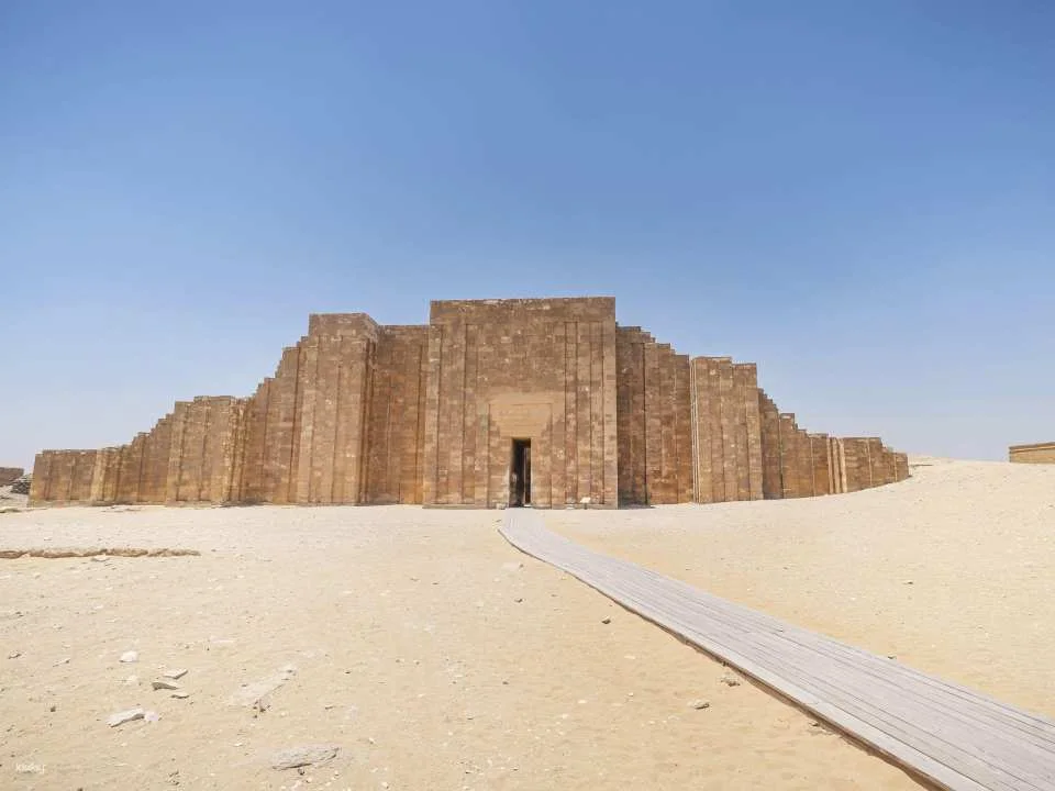 From Cairo: Sunrise Pyramids With Memphis and Saqqara Visit