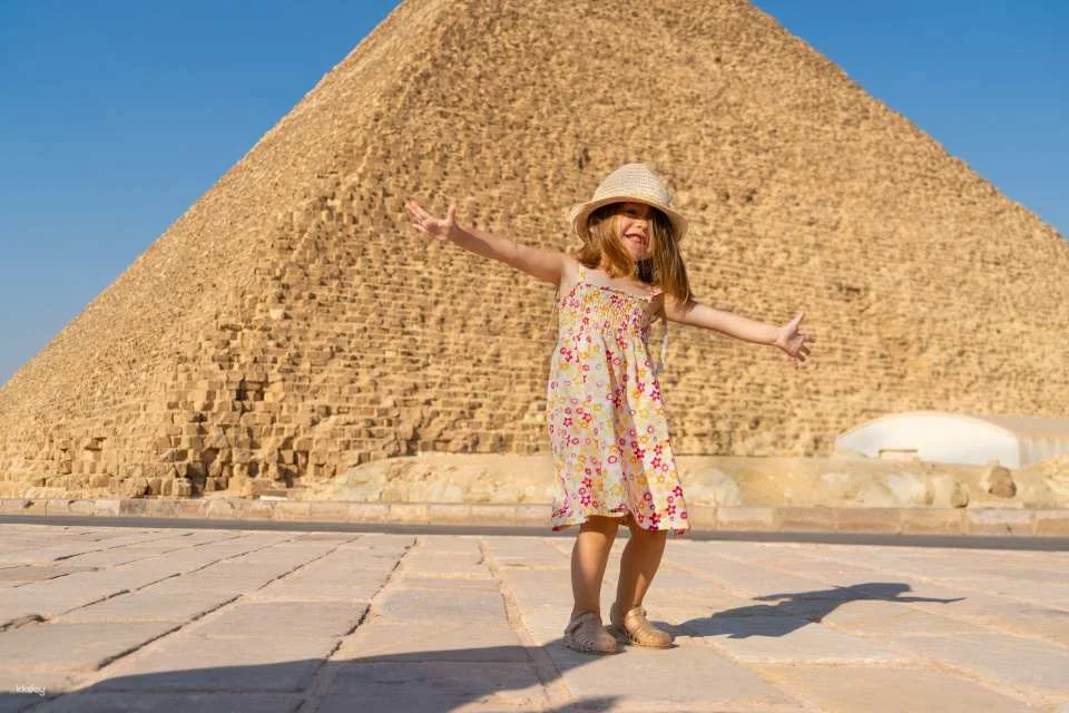 Giza: Grand Egyptian Museum and Pyramids of Giza Guided Tour