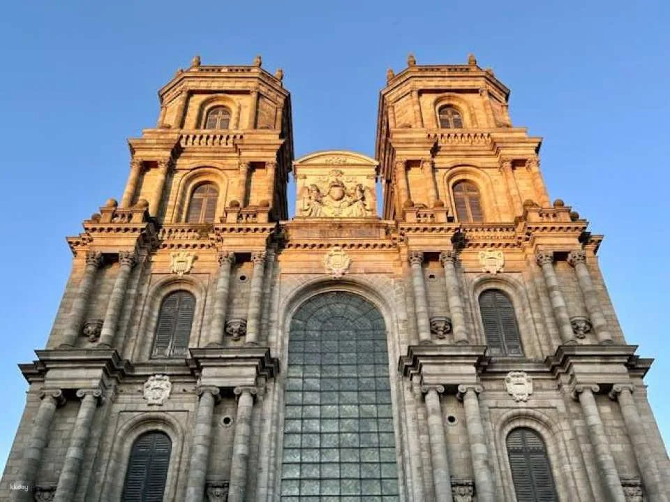 Rennes 2-hour introductory walking tour with a local