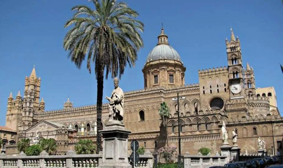 Palermo and Cefalù guided tour from Taormina