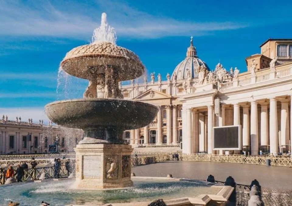 St. Peter's Basilica with reserved entry and self-guided audio tour