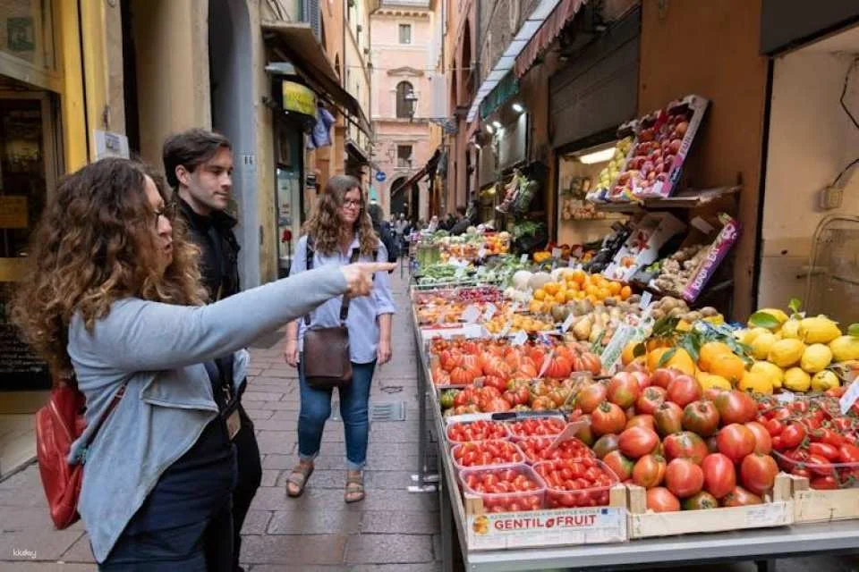 Bologna's half-day private walking tour
