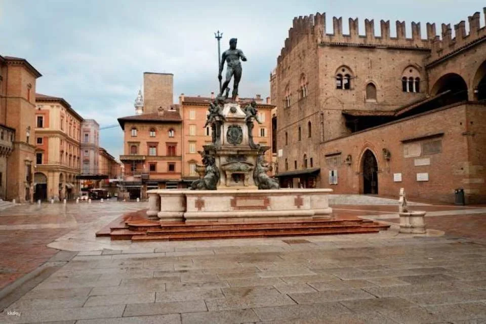 Bologna's half-day private walking tour