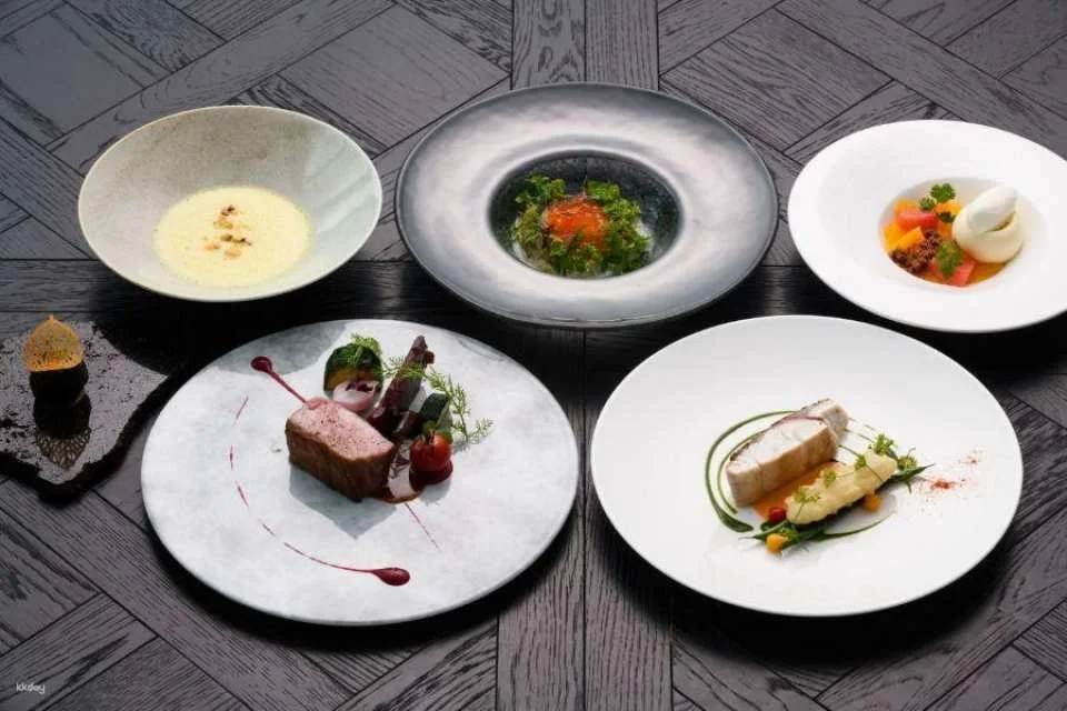 Kagoshima Sheraton Luxury Spa with Lunch or Dinner Options