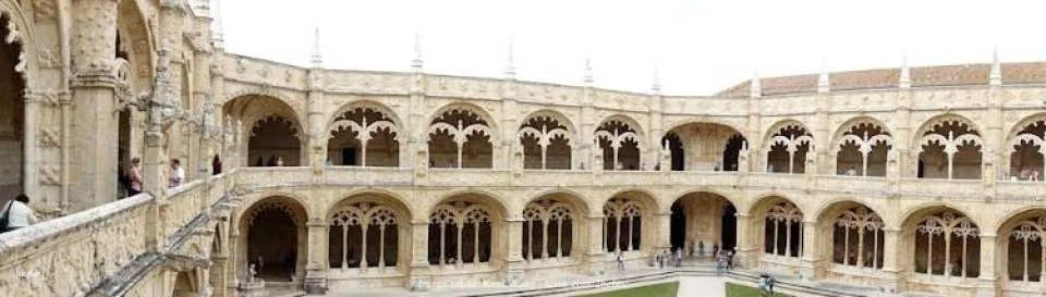 Private half-day tour to Belem and Jeronimos Monastery