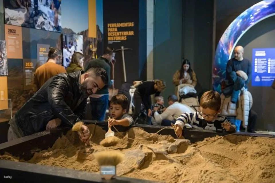Ticket for Dino Experience in Porto