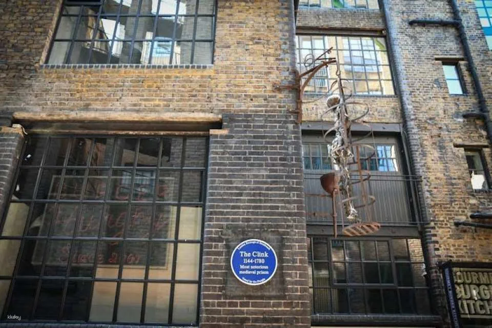 Clink Prison and Westminster Highlights Walking Tour
