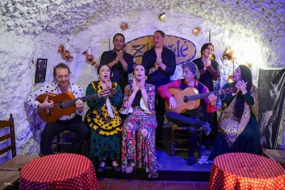 Zincalé Flamenco Show in a Sacromonte Neighbourhood Cave