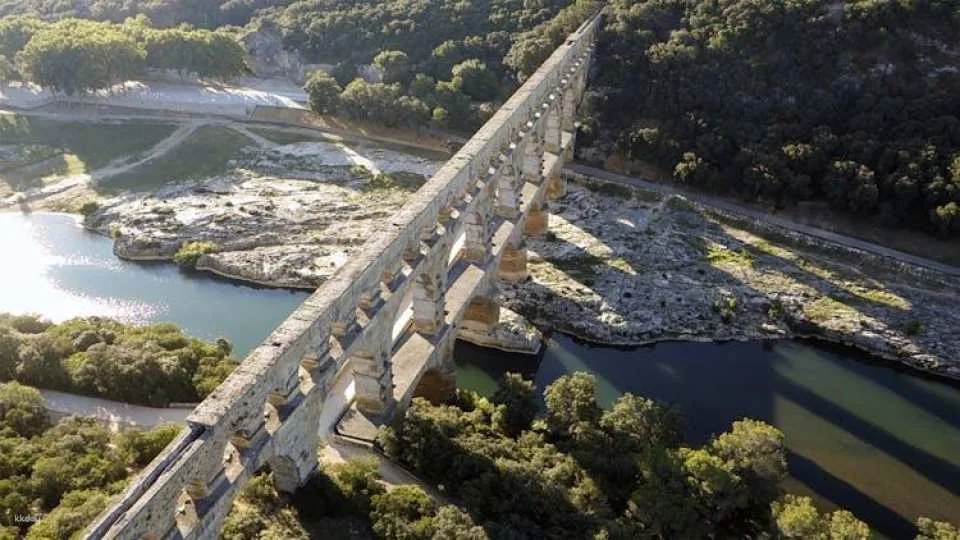 Entrance tickets for the Pont du Gard