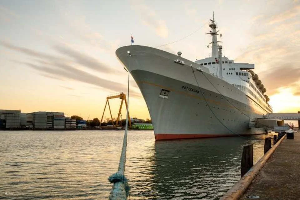 Ss Rotterdam upper deck tour with audio guide