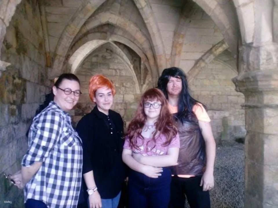 Harry Potter walking tour with games and quizzes