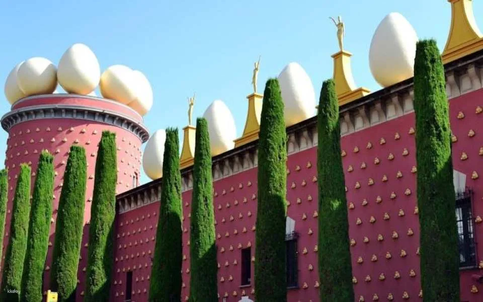 Girona, Dalí Museum and Cadaqués full-day tour from Barcelona