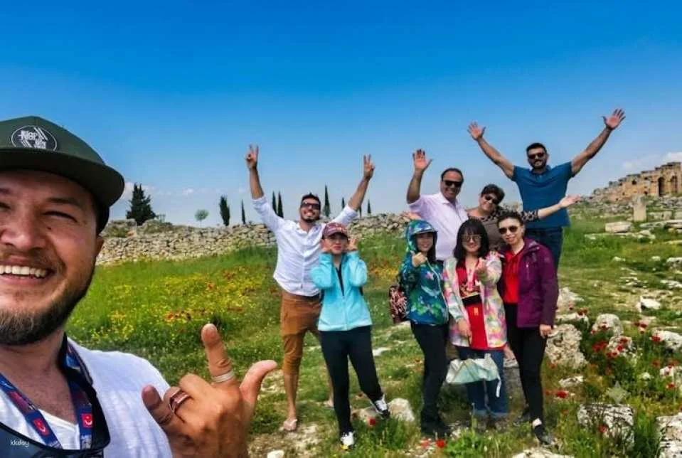 Daily guided Pamukkale tour with pick-up from Denizli Airport