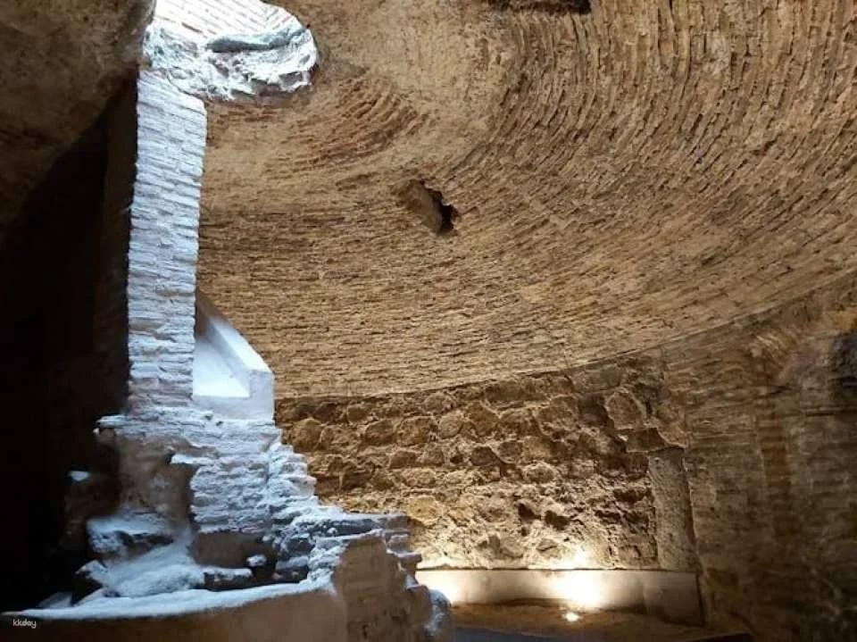 Guided underground tour of Toledo