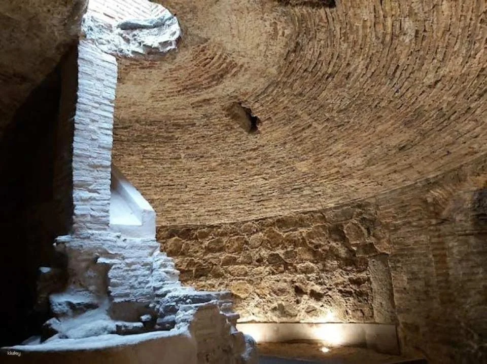 Guided underground tour of Toledo