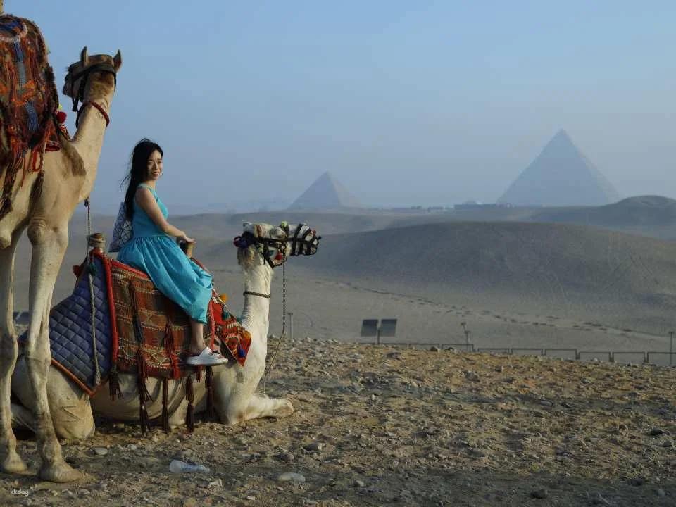 Guided Pyramids at Sunrise Tour With Camel Ride in Giza