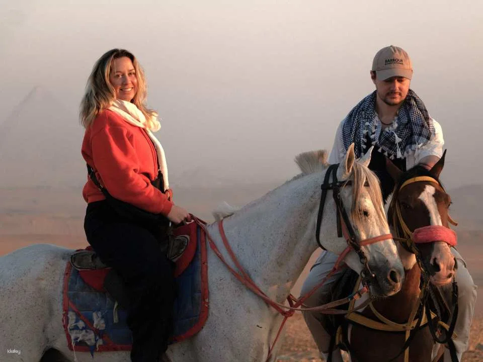 Private Sunrise Pyramids Tour With Horse Riding Adventure