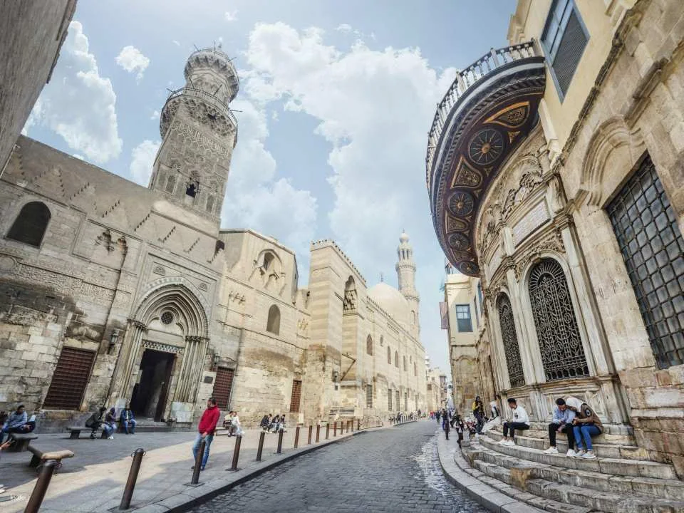 Guided Pyramids at Sunrise With Islamic and Coptic Cairo Tour