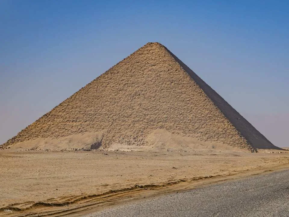 Private Sunrise Pyramids Tour With Dahshur Pyramid Trip