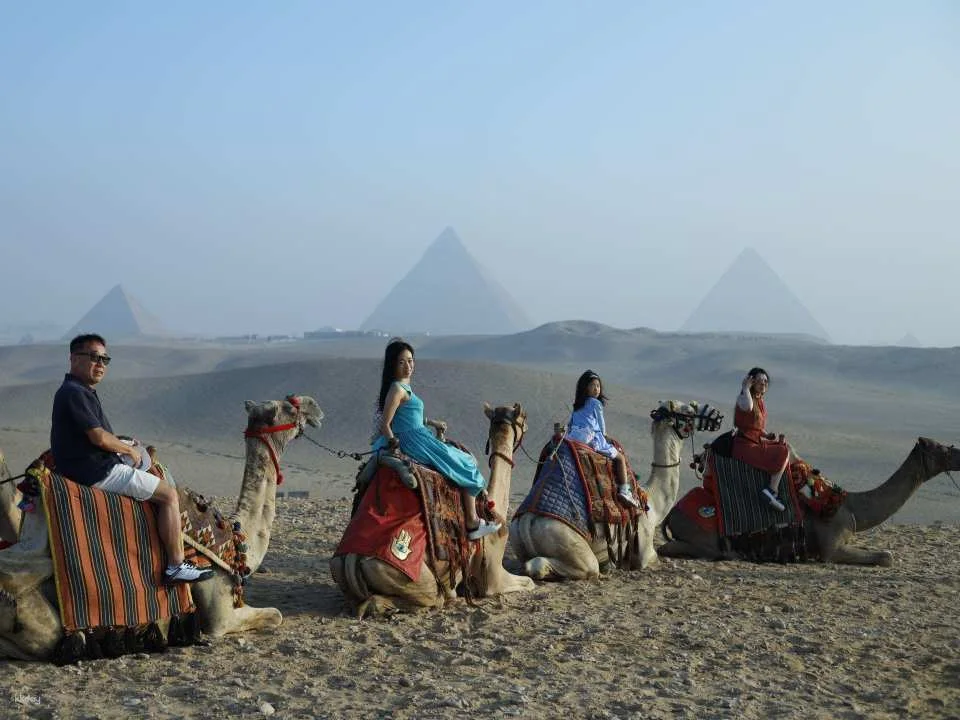 Private Sunrise Pyramids Tour With Dahshur Pyramid Trip