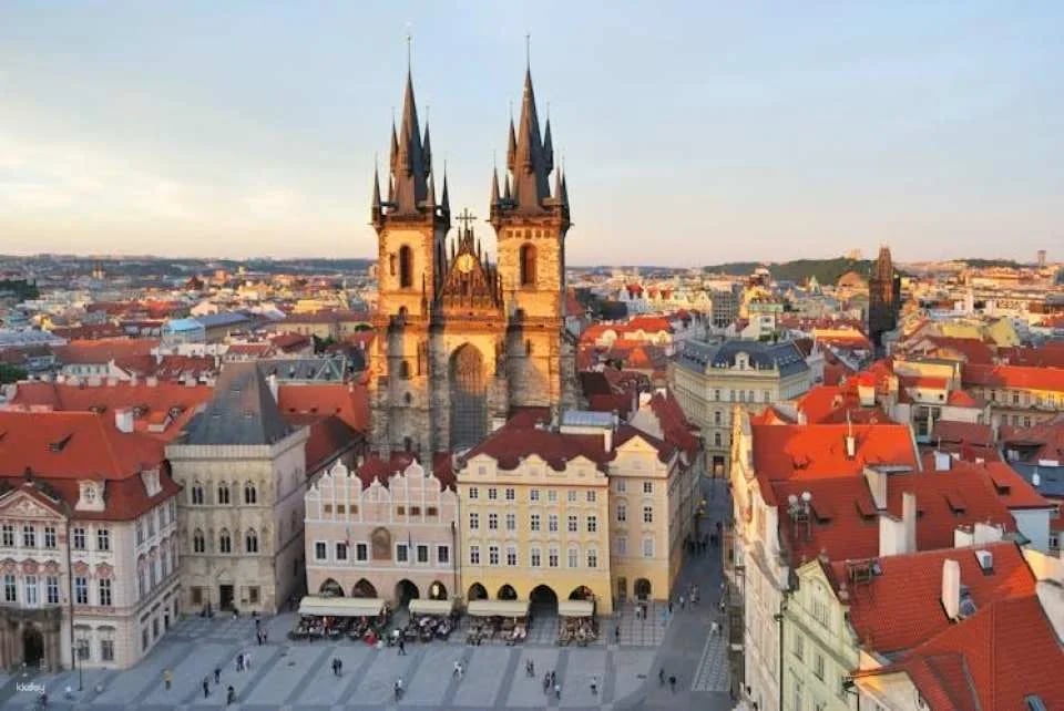 Half-day Prague walking tour and entrance ticket