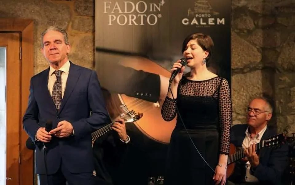 Porto Cálem Cellar tour with wine tasting and Fado show