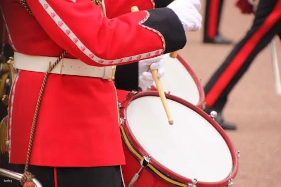 Changing of the Guards experience (605930)