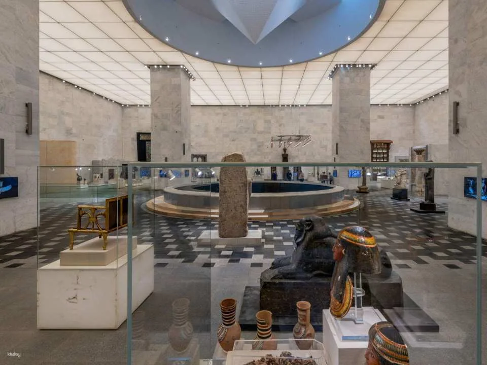 Pyramids at Sunrise Tour With Museum of Egyptian Civilization