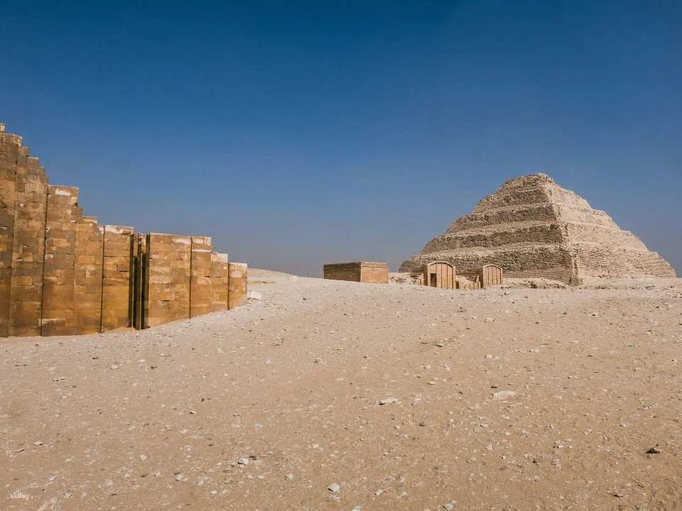 Memphis and Pyramids of Saqqara Tour With Dahshur Pyramid Tour